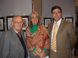 Rafael Guzm�n junto a la Secretaria del Colegio Paloma Garc�a y el Diputado Jos� Luis Galeote